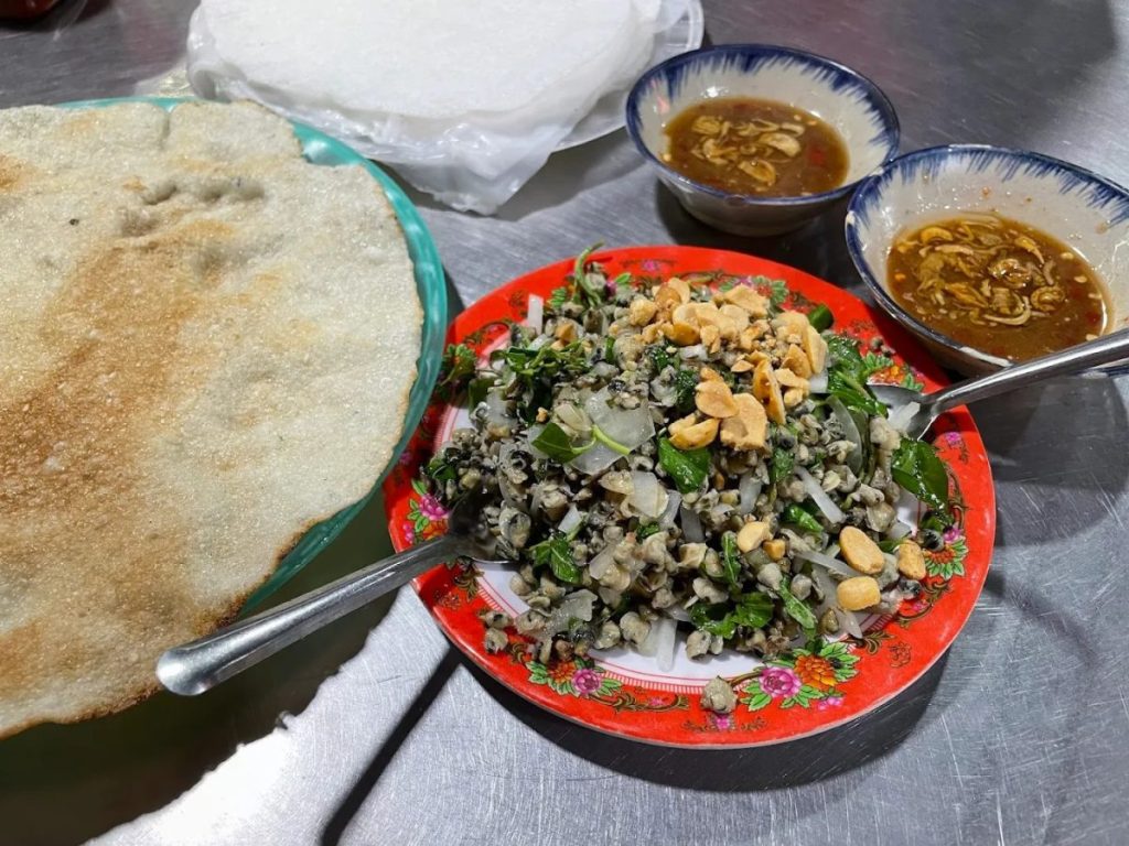 Hến Xào Xúc Bánh Tráng – Quán Bánh Đập Số 9 - Ăn tối Quảng Nam