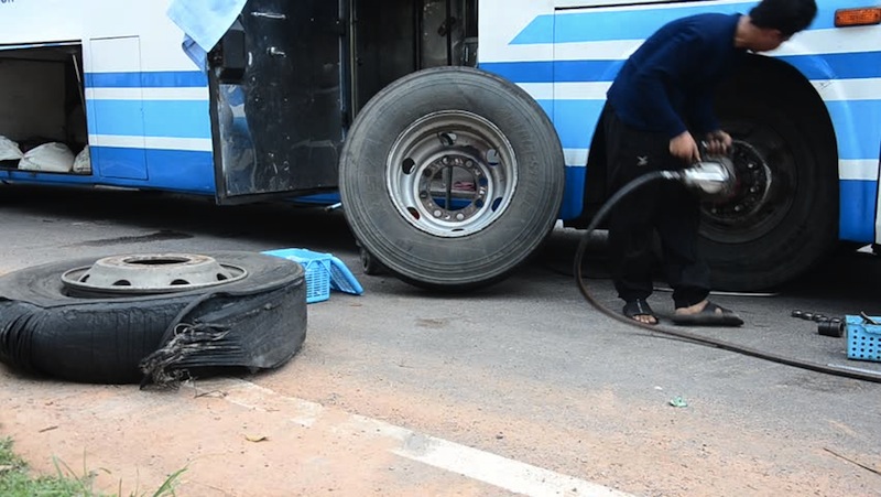 Lốp xe, vá vỏ lưu động Quỳnh Như - Cứu Hộ Xe Ô Tô Gia Nghĩa