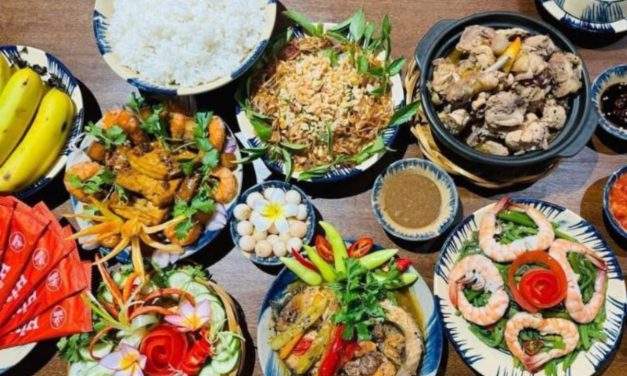 Ăn tối Huế – TOP 10+ món, quán ngon đặc sản
