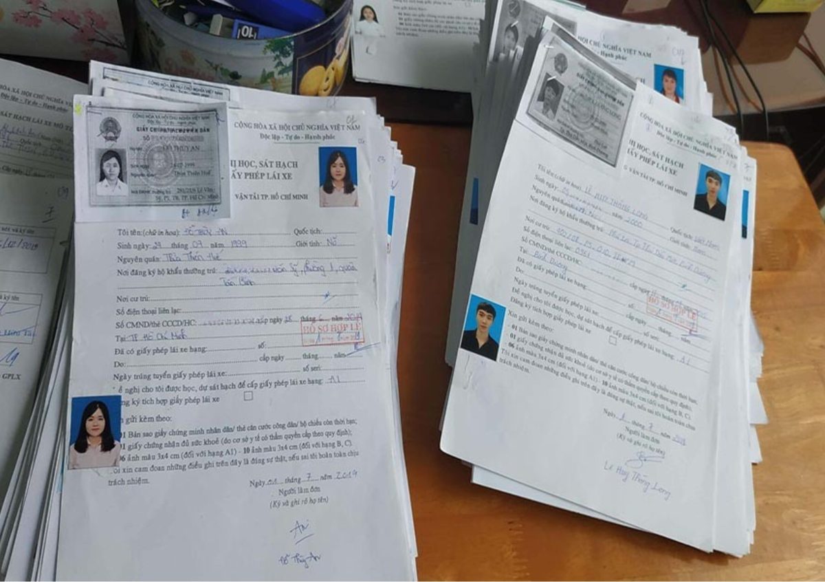 Hồ sơ học lái xe ô tô hạng C gồm những gì?
