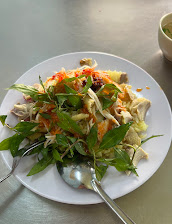 Tiệm Cơm Gà Tuyết Nhung- ăn trưa Bình Định