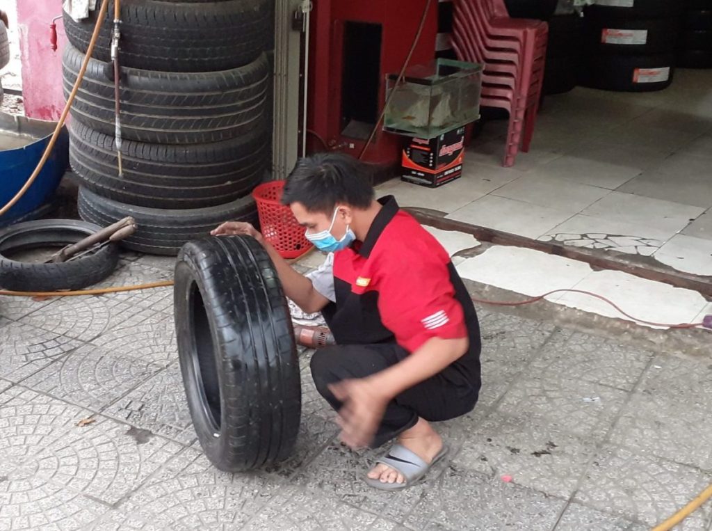 Vá vỏ Thành Lộc - Cứu hộ xe ôtô Long Khánh