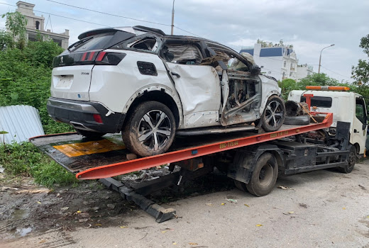 Vá vỏ lưu động ô tô xe tải 24/24 Minh Phúc - Cứu Hộ Xe ÔTô Thủ Đức