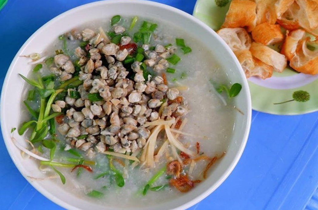 Cháo hến - Ăn tối Huế