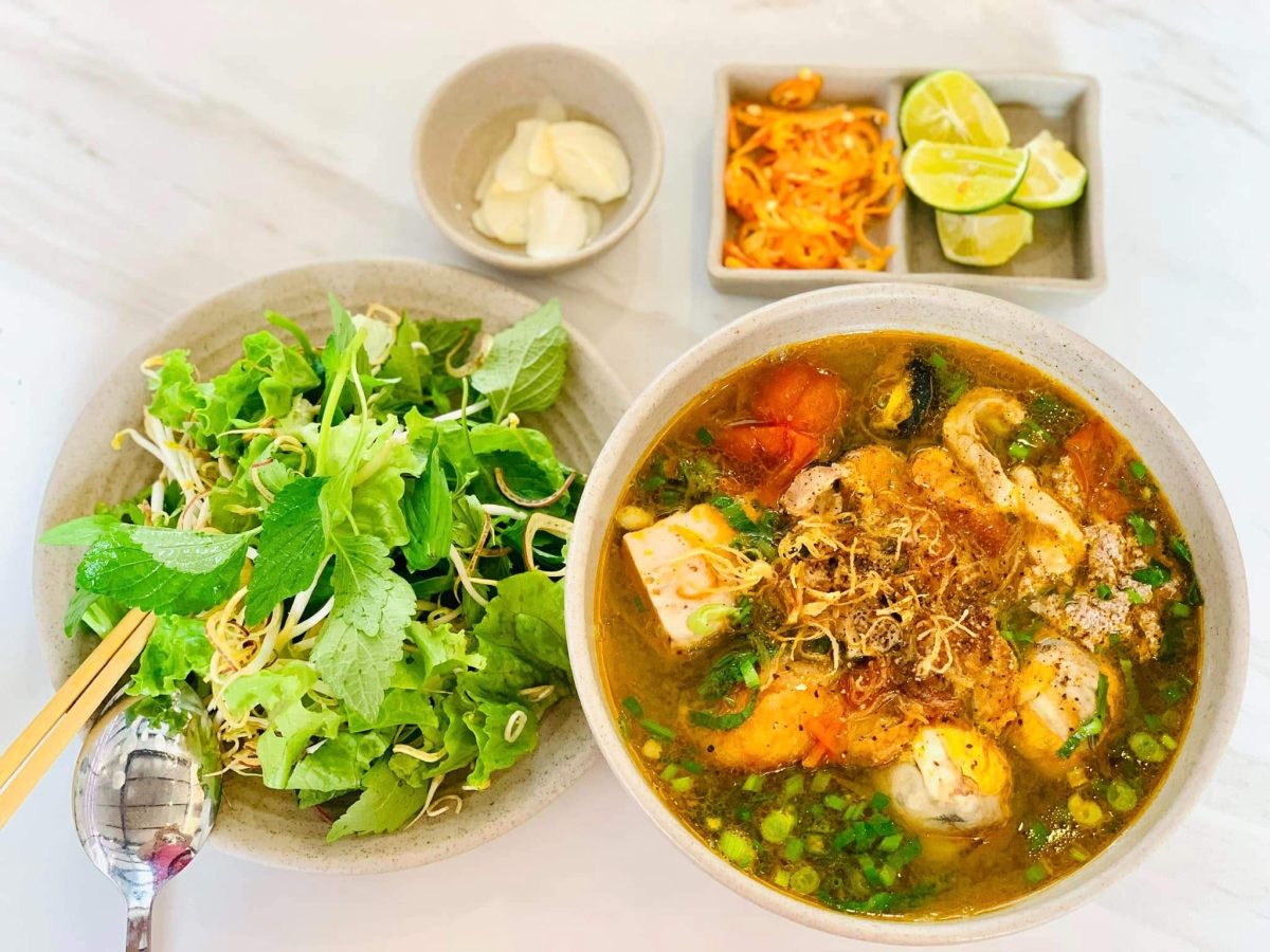 Bún riêu cua - Ăn sáng Vũng Tàu
