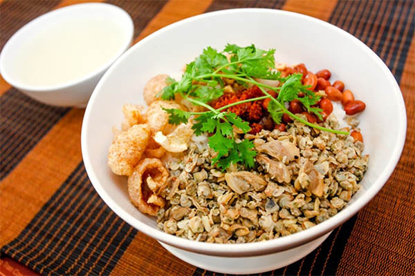 Cơm hến - Ăn tối Huế