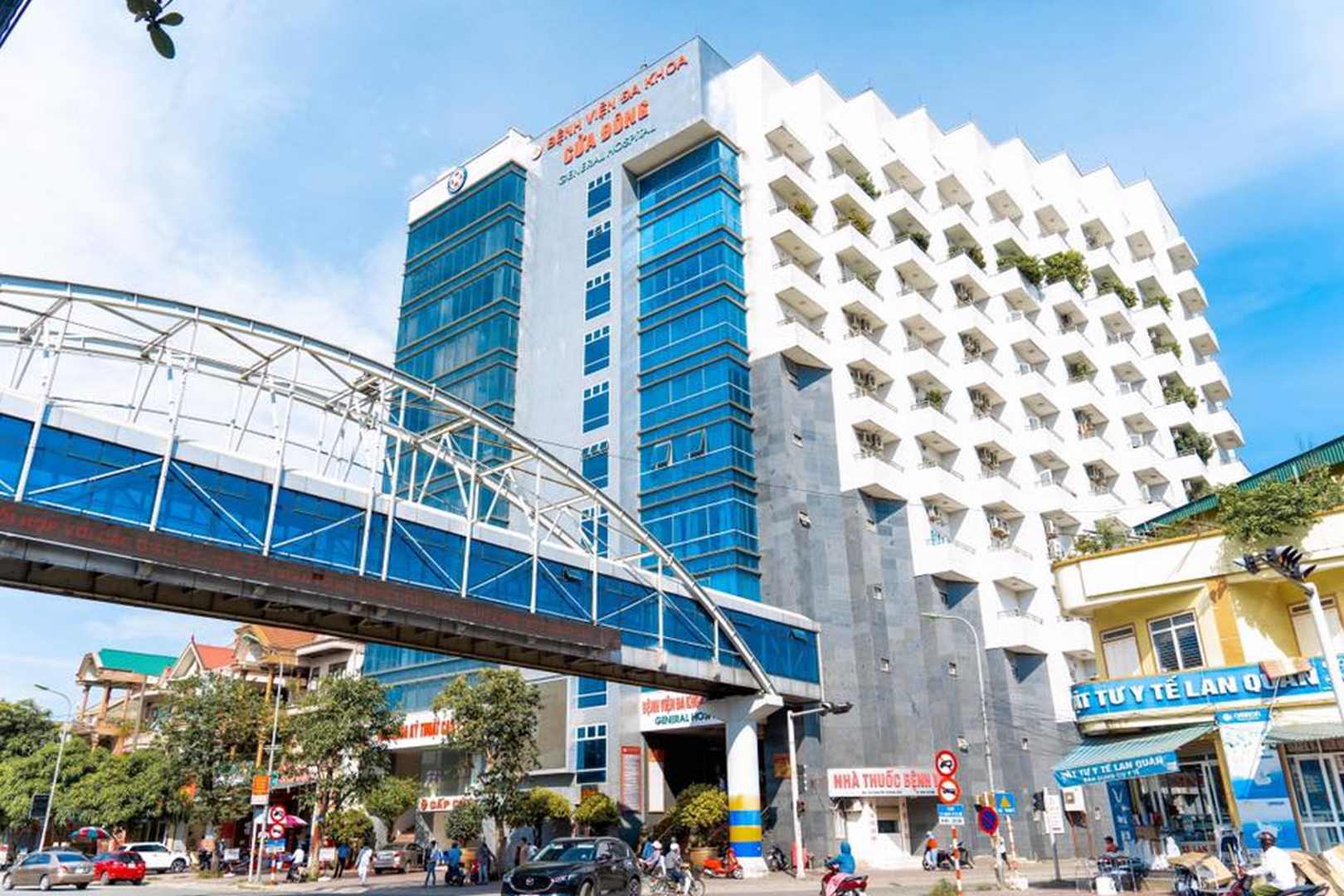 Bệnh viện Đa khoa Cửa Đông - Xe cấp cứu Vinh