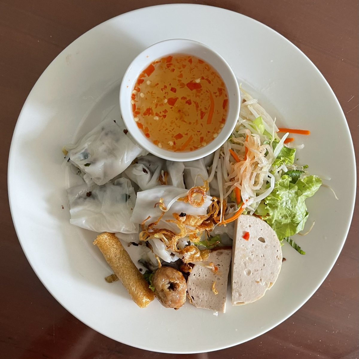 Bánh cuốn nóng - Ăn sáng Vĩnh Long