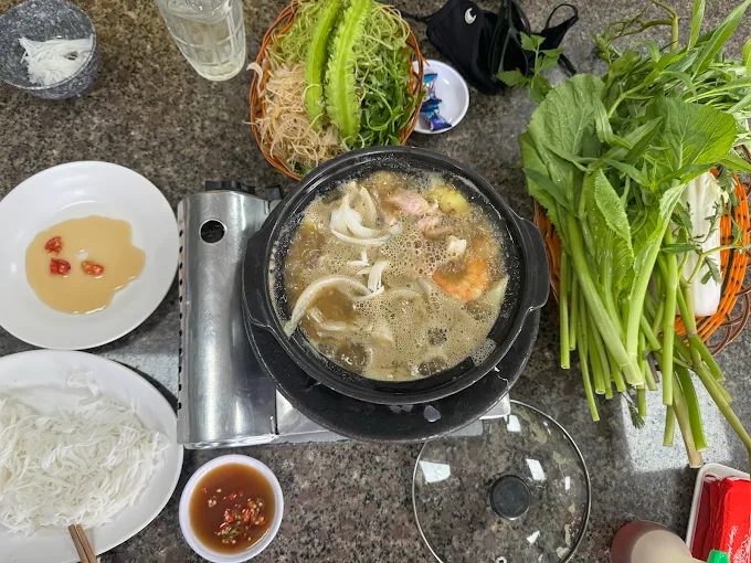 Lẩu mắm - Ăn trưa Tiền Giang