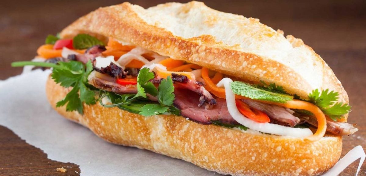 Bánh mì - Ăn sáng Vĩnh Long