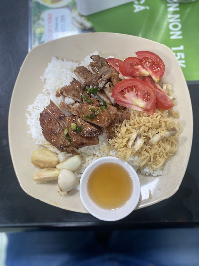 Cơm Tấm Hương Việt- ăn trưa Tân Phú