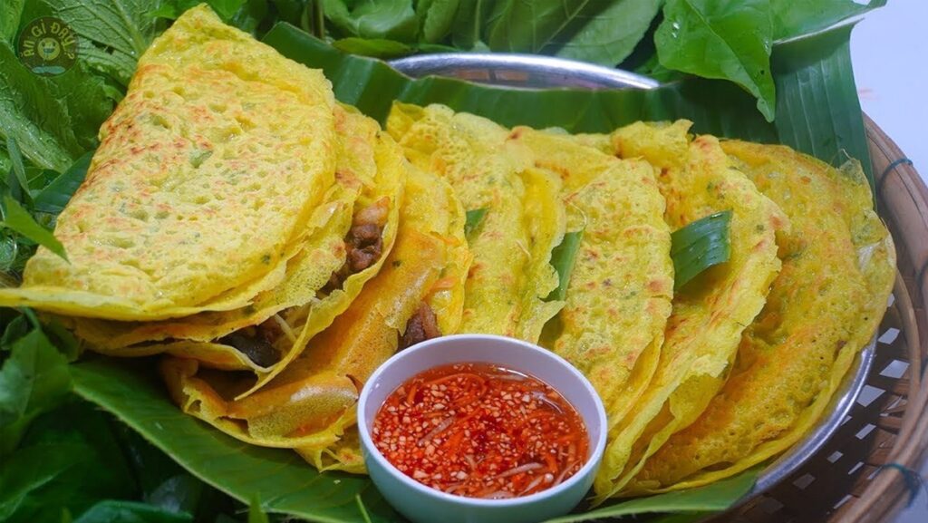 Bánh xèo hải sản - Ăn sáng Nha Trang