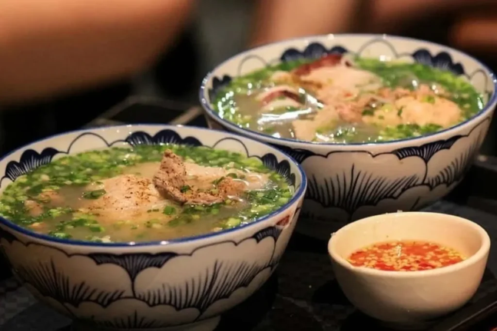 Bún quậy buổi tối - Ăn tối Phú Quốc
