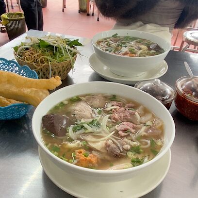 Bún bò Huế Đông Ba- ăn tối Đà Lạt