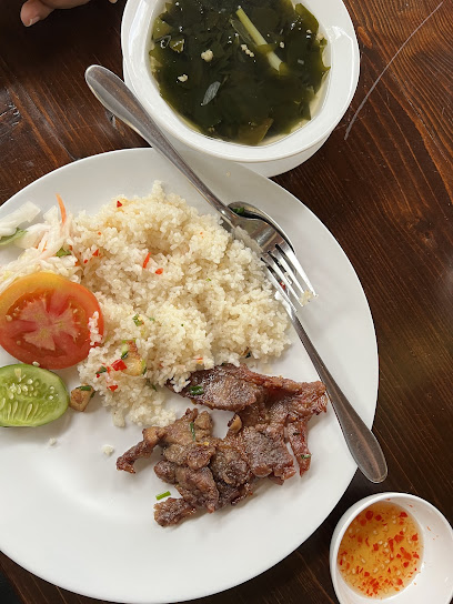 Quán cơm tấm nhà G- ăn tối Long Khánh