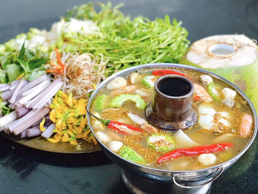 Lẩu mắm Hà Tiên - Ăn trưa Hà Tiên