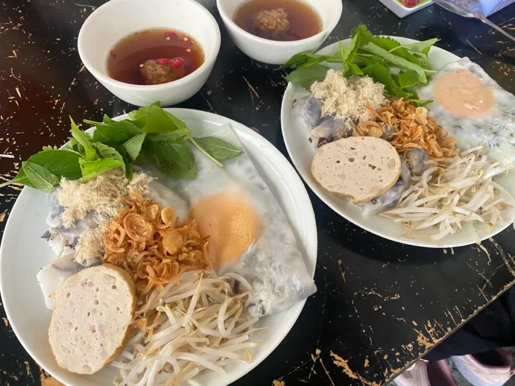 Bánh cuốn nóng - Ăn sáng Gò Công