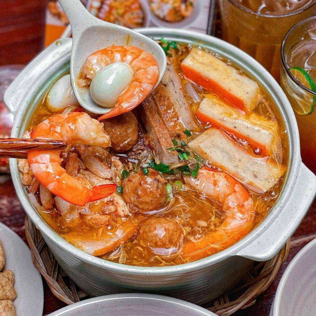 Bánh canh cua - Ăn sáng Gò Công